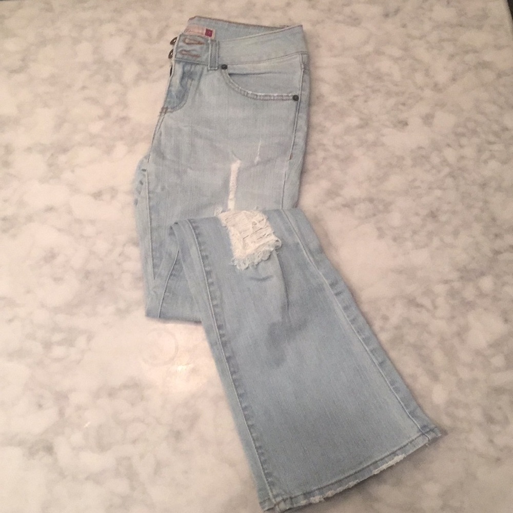 NWOT flare distressed jeans